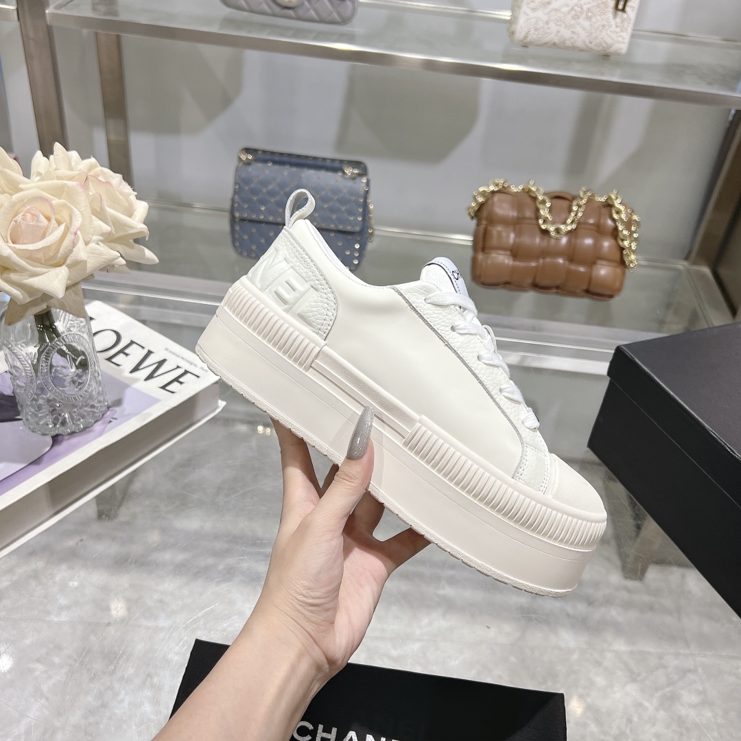 Women's high heels